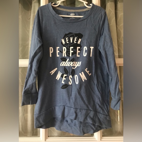 Carter’s dark blue size 6 long sleeve tee-shirt with a rose and saying in EUC - Picture 1 of 5